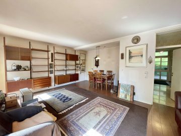*VERKAUFT* Sanierungsbedürftiges Reihenendhaus in sehr guter Lage von Frechen - Wohnzimmer