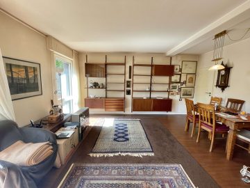 *VERKAUFT* Sanierungsbedürftiges Reihenendhaus in sehr guter Lage von Frechen - Wohnzimmer