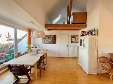 Traumhafte Dachgeschosswohnung in Nippes - Wohnen/Eingangsbereich